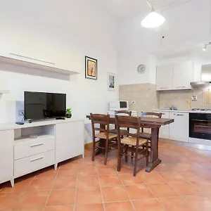 A Different Side Of Appartement Florence